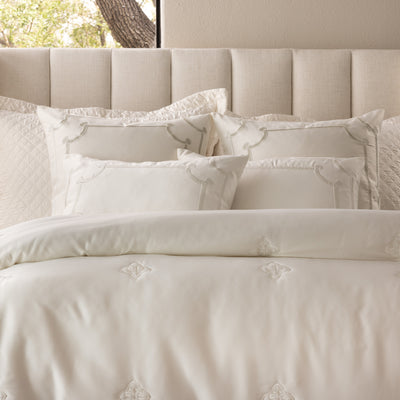 Alessandra Standard Pillow Sham Ivory 20X26 (No Insert)
