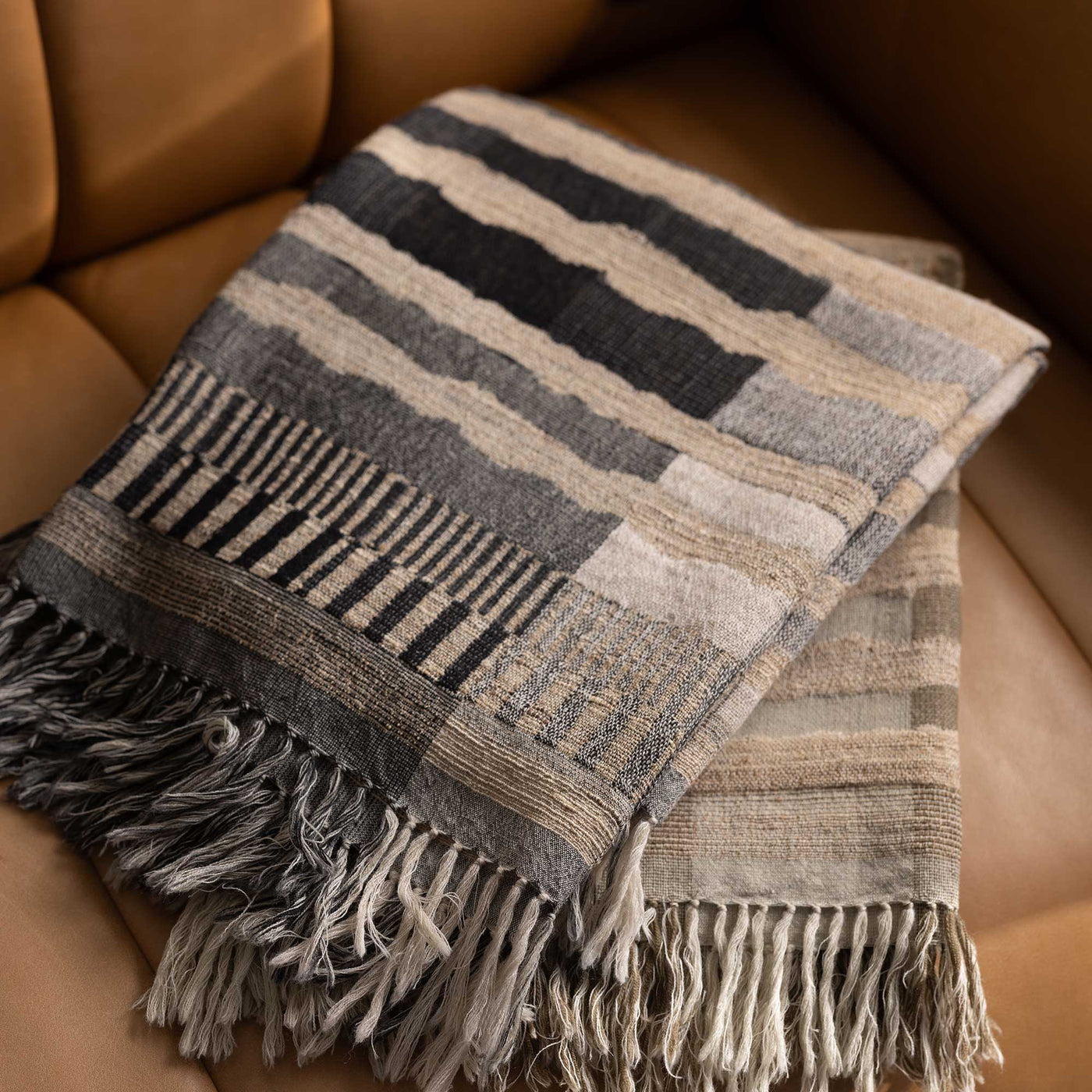 Santa Barbara Throw Natural Black 51X59