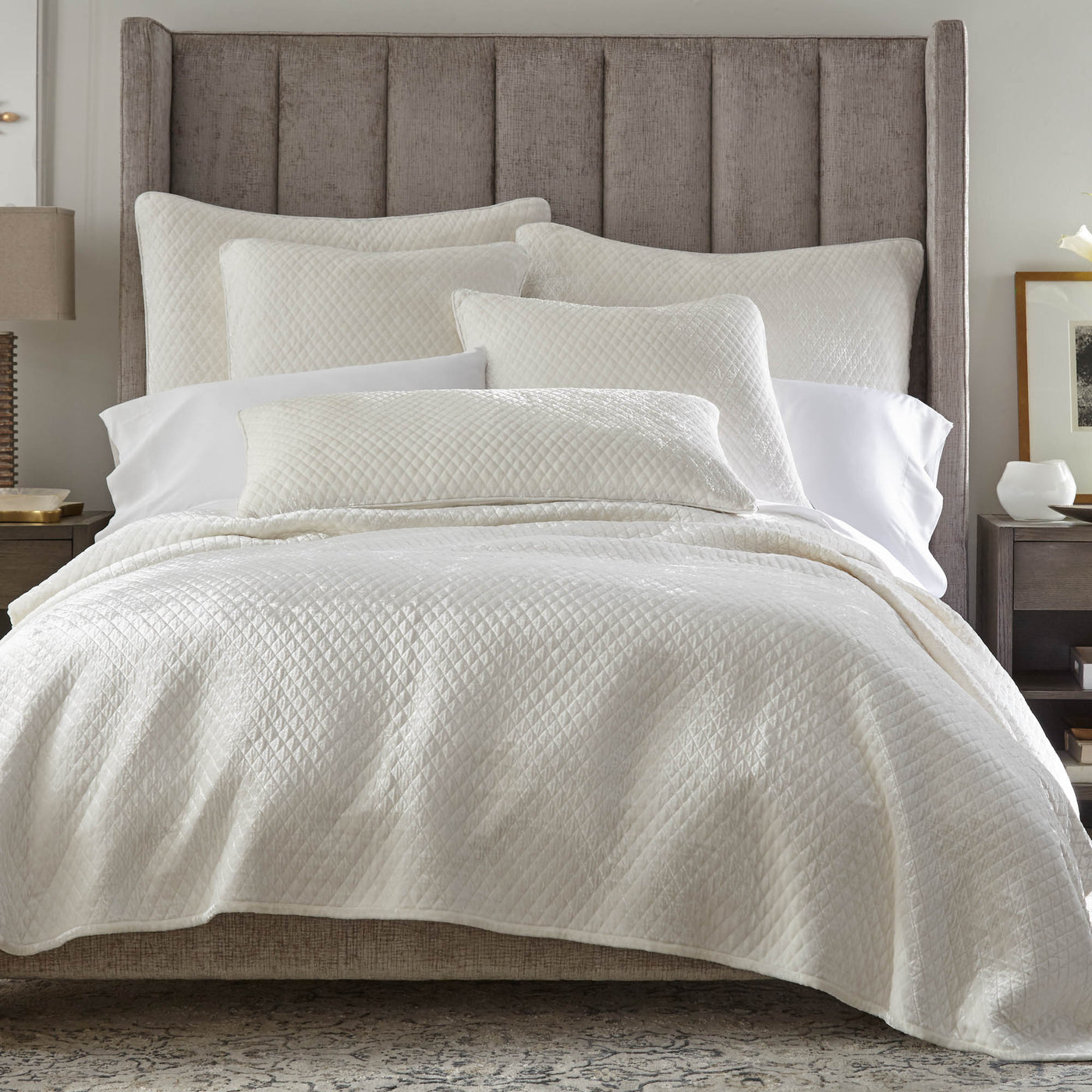 Enzo Ivory Coverlet Queen 96x98