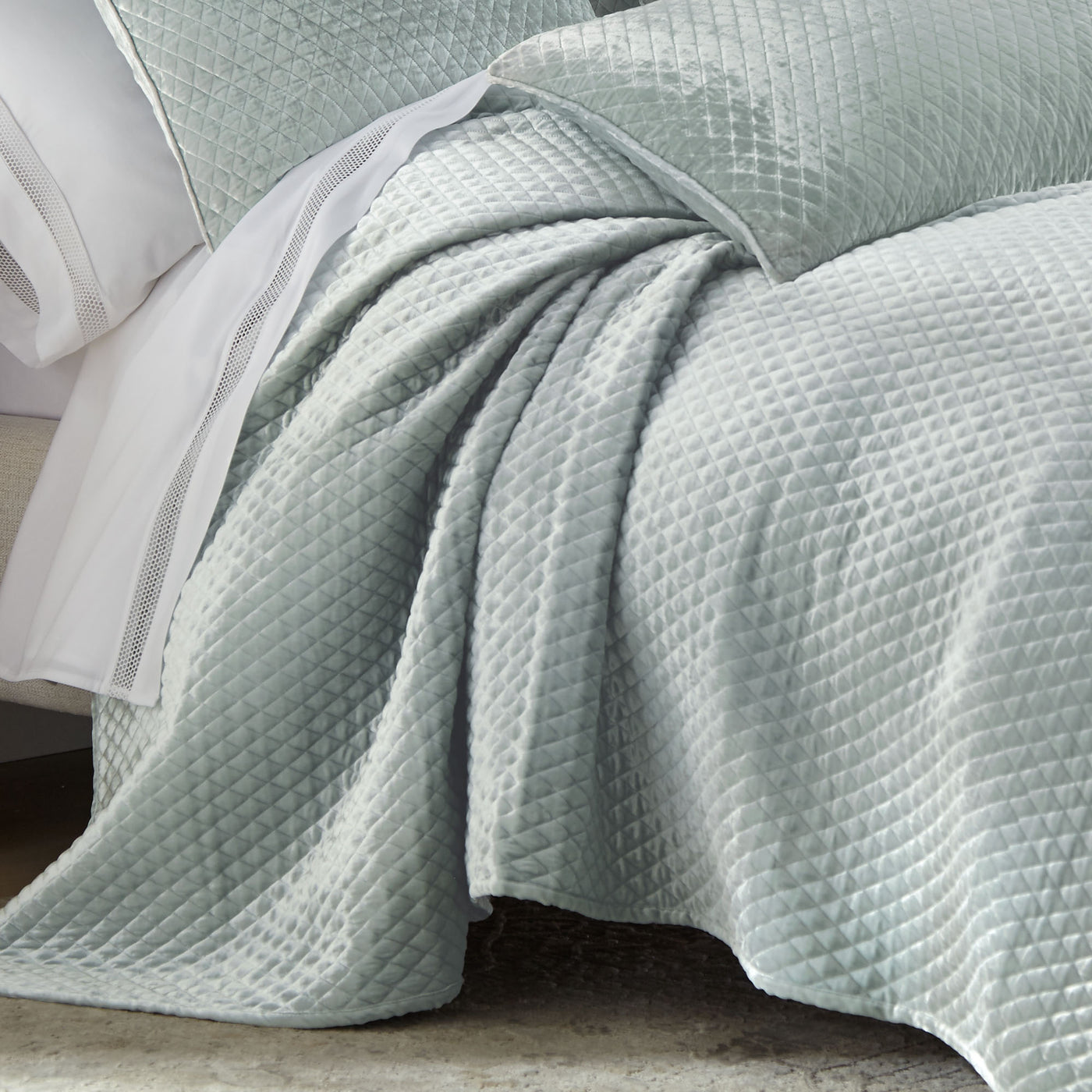 Enzo Seaglass Coverlet Queen 96x98