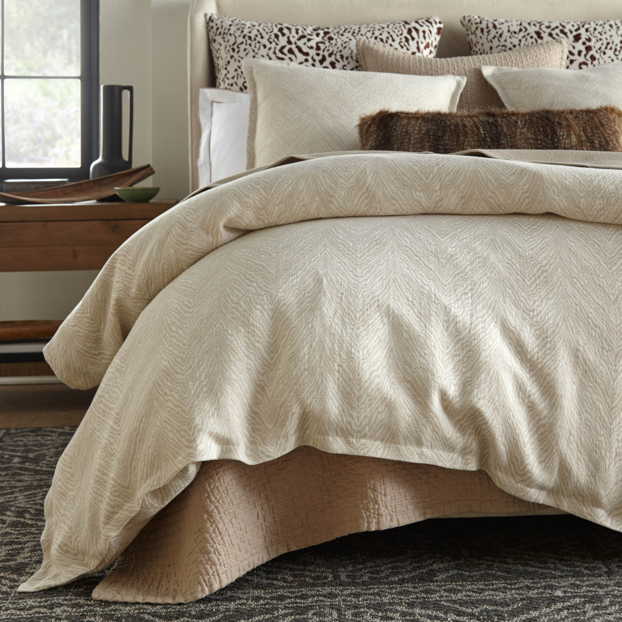 Kenya Queen Duvet 96x98 by Lili Alessandra