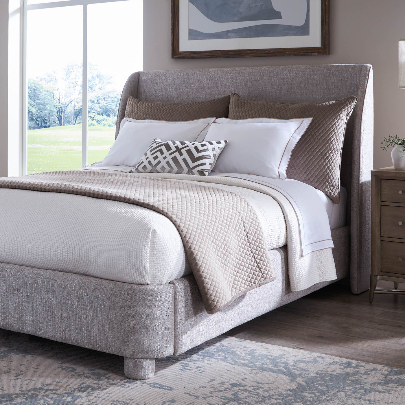 Serena Bed (Grey Woven Chenille / King)