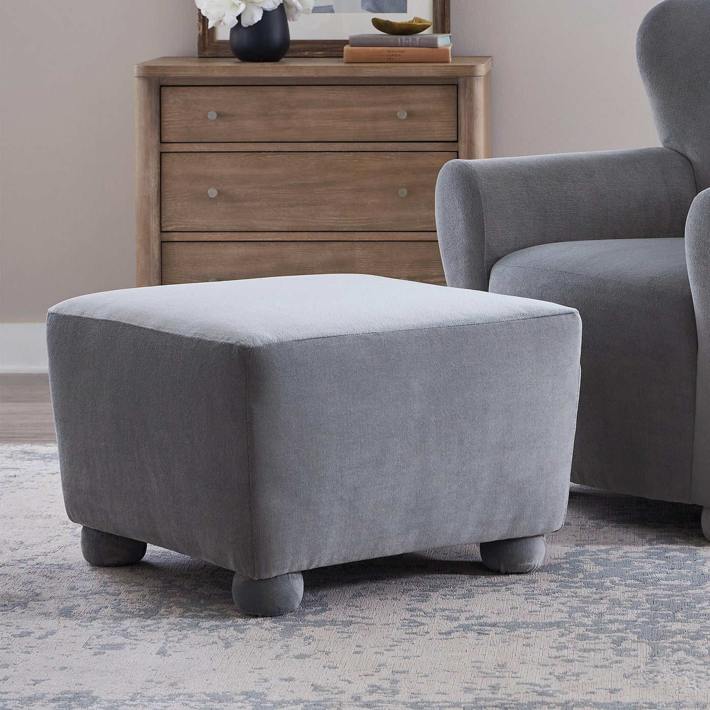 Serena Ottoman (Citron Velvet)