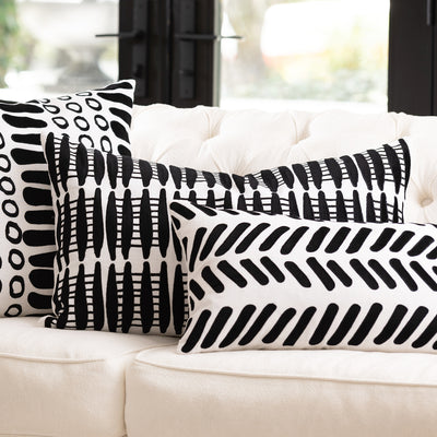 Ivy Lg Rectangle Pillow White / Black 18x30
