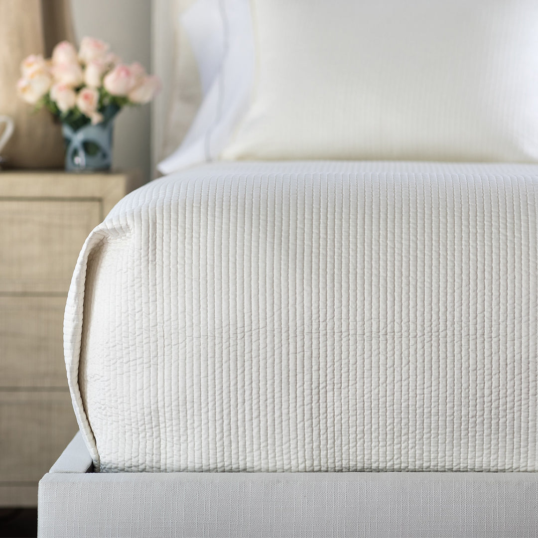 Retro Ivory King Coverlet 112x98 – Silk & Sensibility | Lili