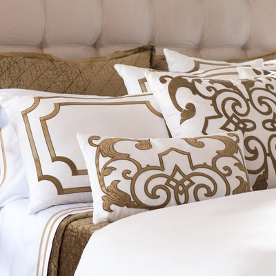 Soho King Pillow / White Linen / Straw Velvet 20X36